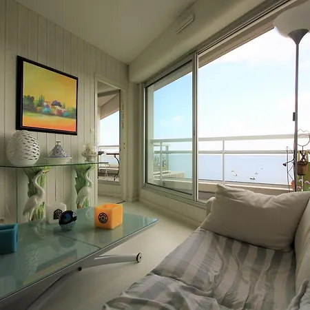 Apartament Sur La Plage Pereire *